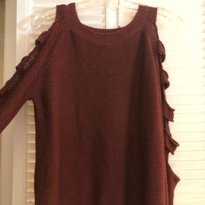 Tobi maroon sweater